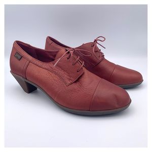 Camper Agatha Leather Lace-Up Block Heel Oxfords